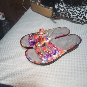 ALEGRIA EUC WOMENS SZ 38  7.5  FIONA IRIS MULTICOLOR FLORAL